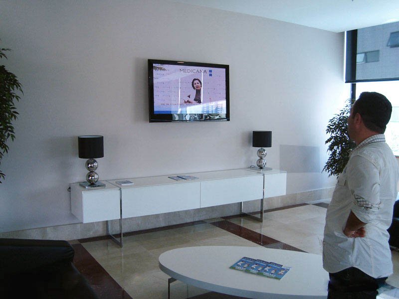 Healthcare Digital Signage at Medicana International Hospital, Turkey