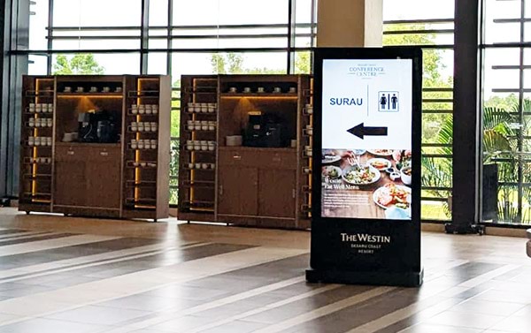 Westin Desaru Coast Resort Reinvents Guest Engagement with CAYIN Digital Signage